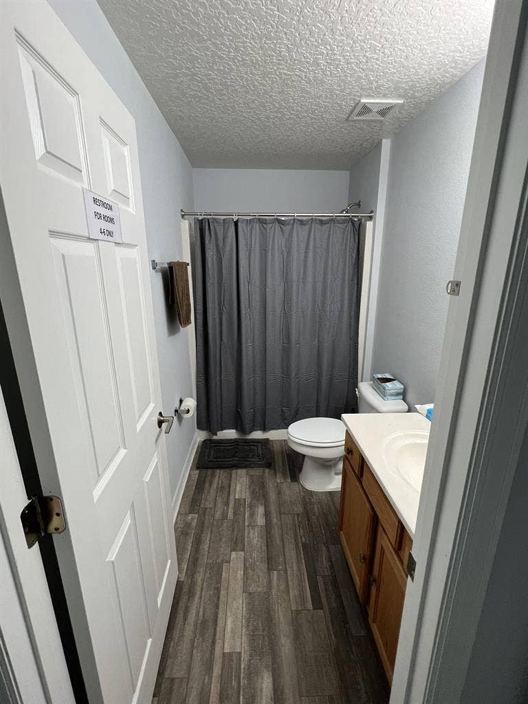 7 BR in Davenport