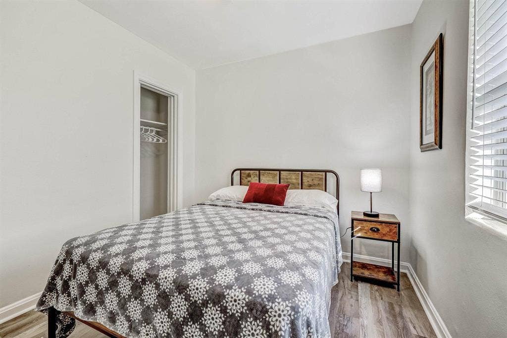 4 BR in Jacksonville