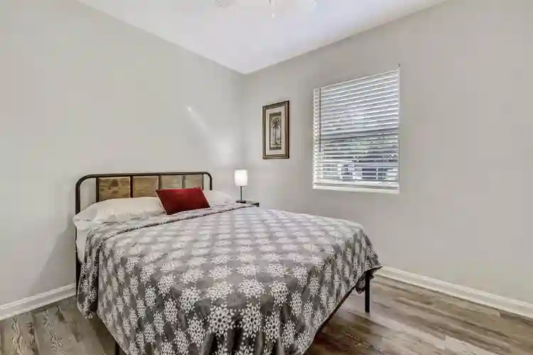 4 BR in Jacksonville