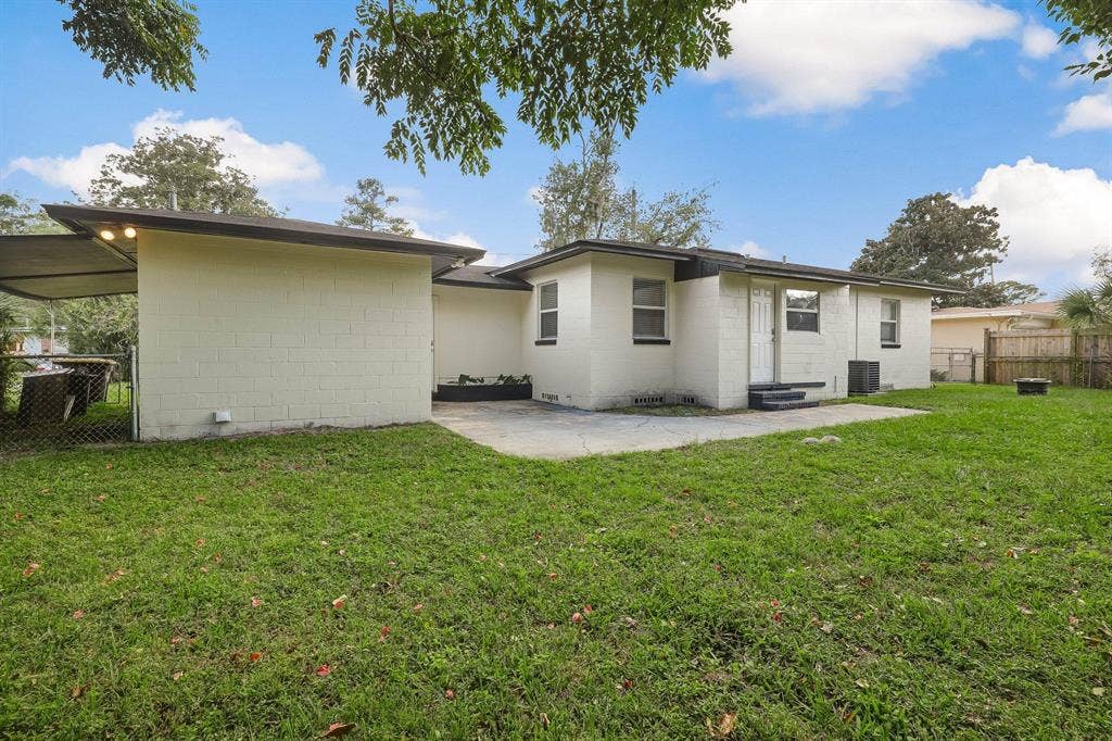 4 BR in Jacksonville