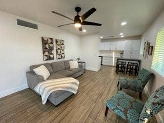 9 BR in Mesa