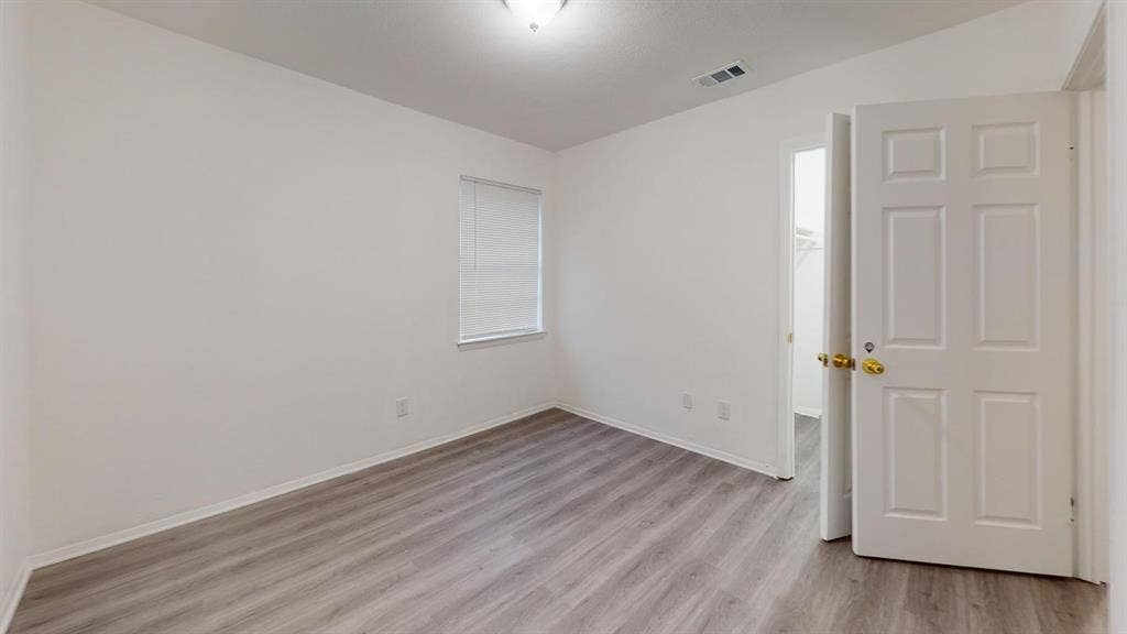 1 BR in Dallas