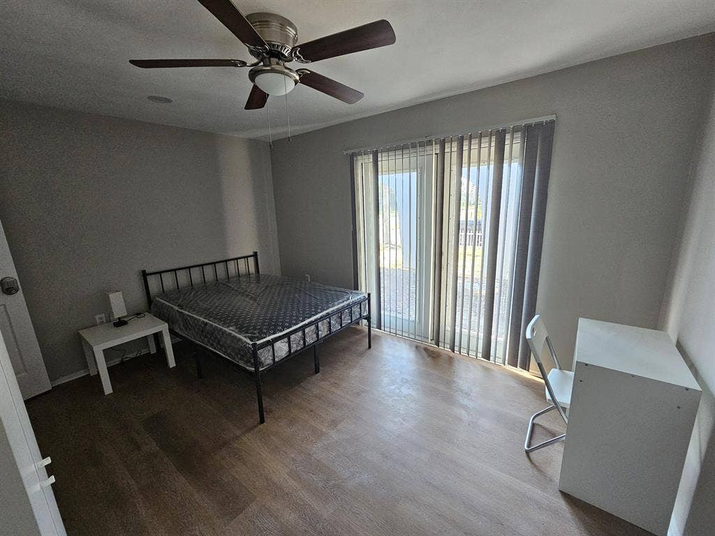 8 BR in New Port Richey