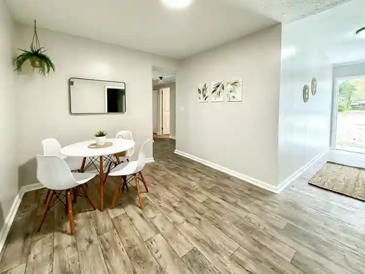 6 BR in Jacksonville