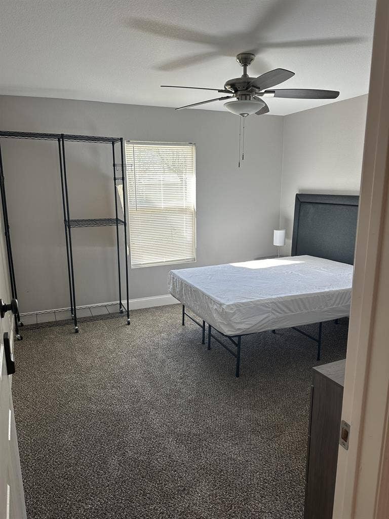 4 BR in Arlington