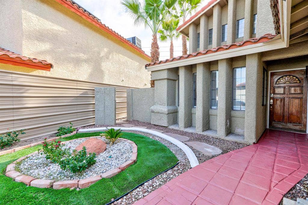 7 BR in Las Vegas