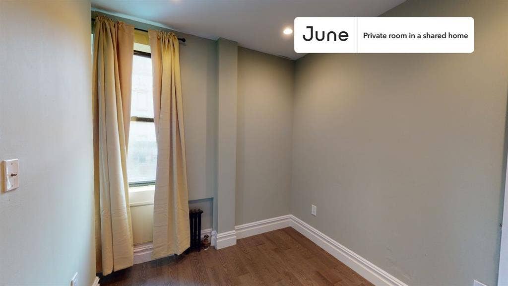 3 BR in New York City