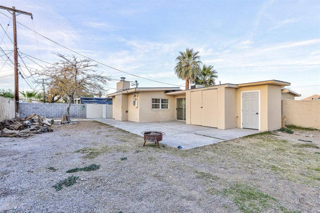 3 BR in Las Vegas