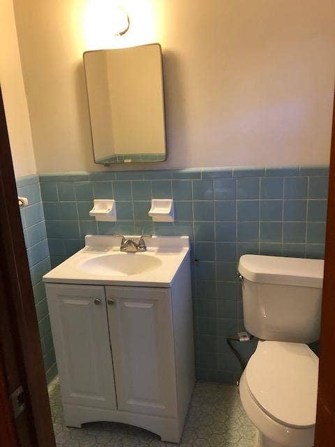 8 BR in Lithia Springs