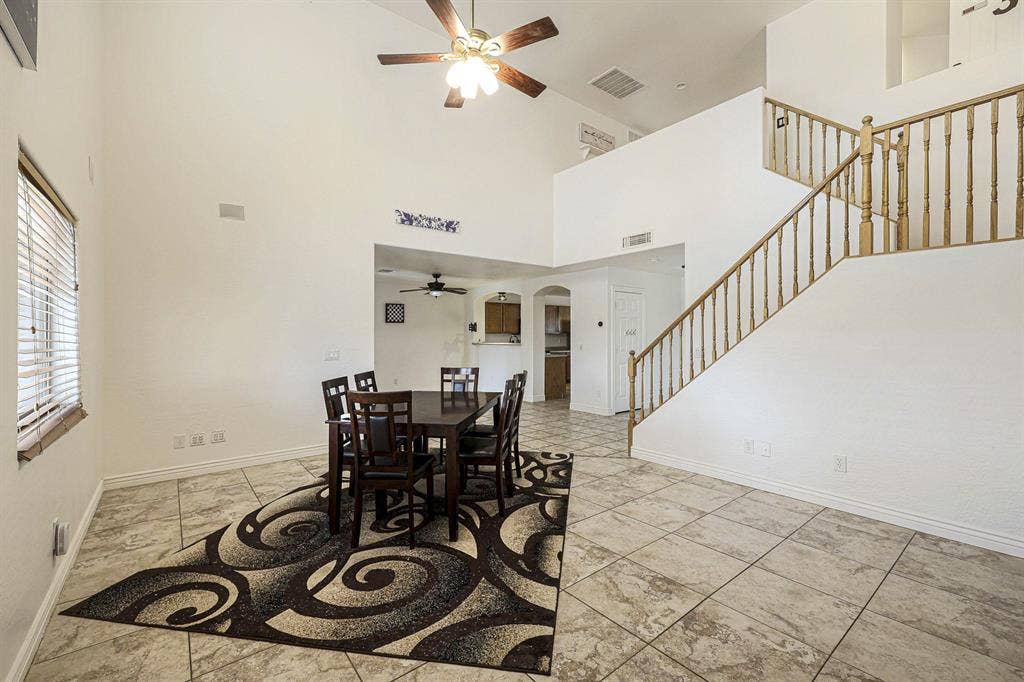 7 BR in Mesa