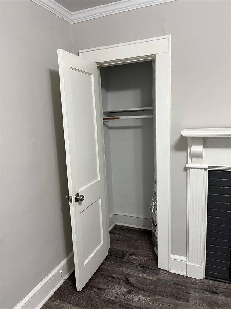 4 BR in Forest Park