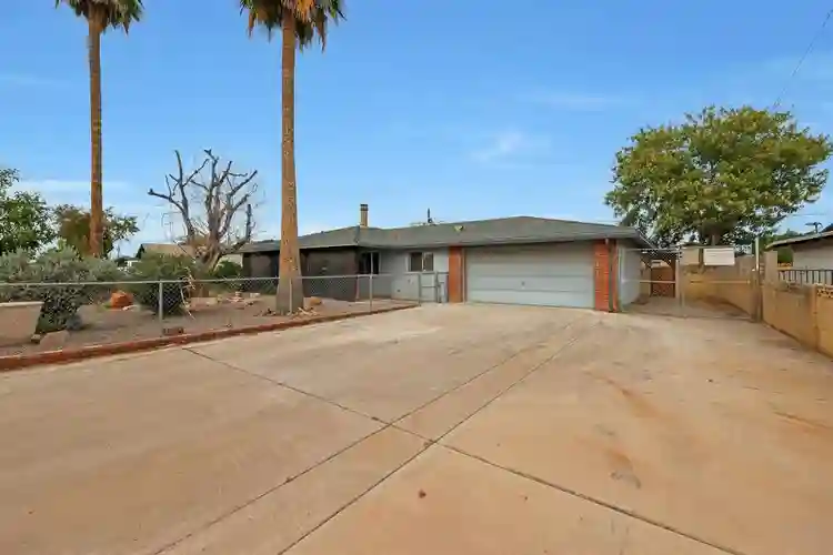 9 BR in Phoenix