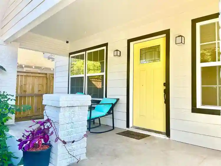 3 BR in Houston