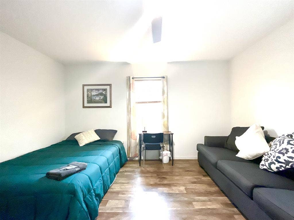 3 BR in Houston