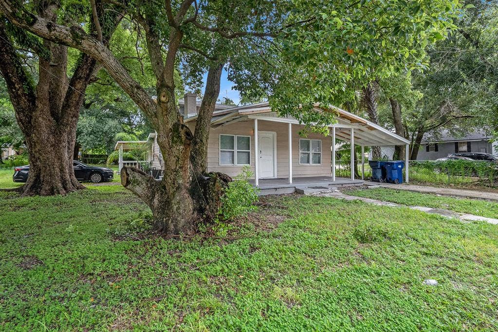 7 BR in Tampa