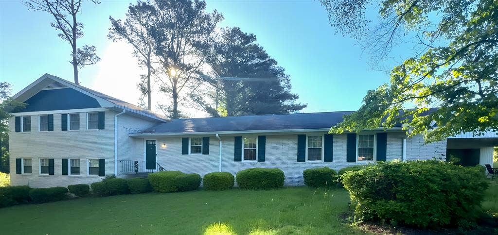 6 BR in Conyers