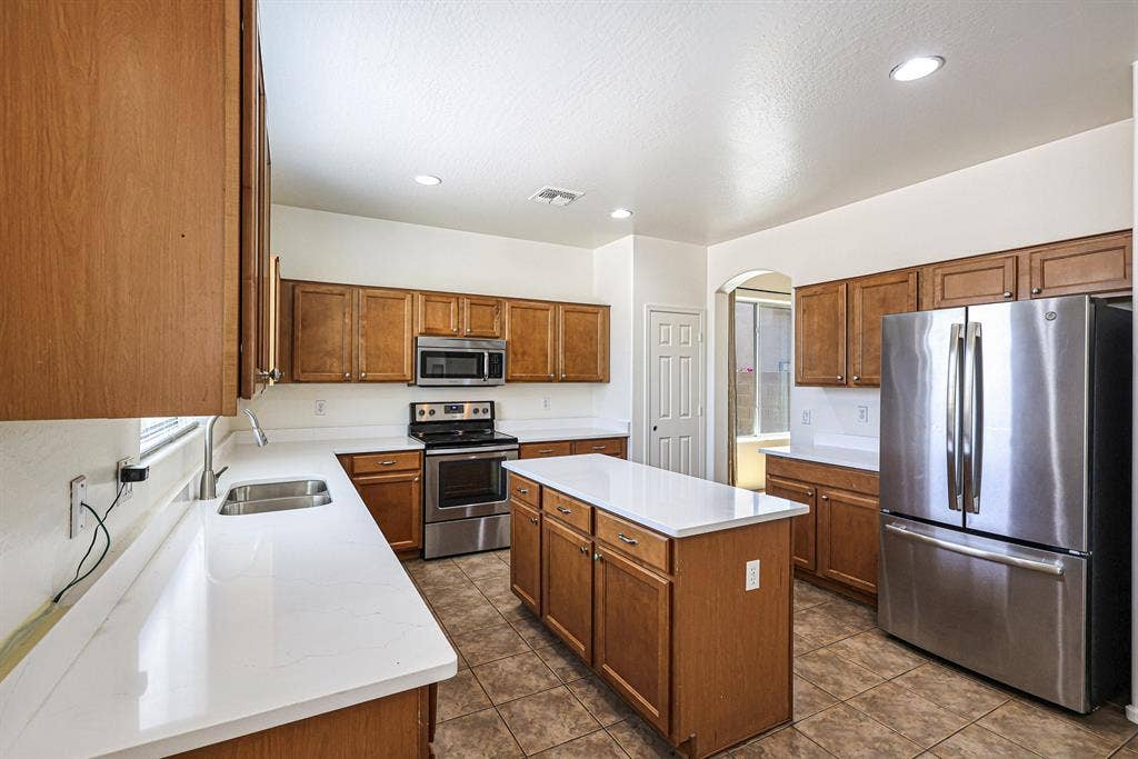 6 BR in Phoenix