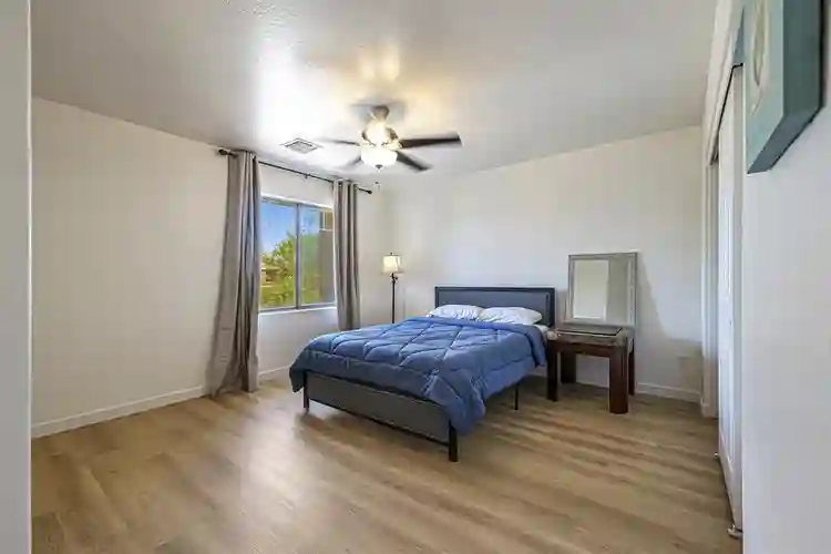 6 BR in Phoenix