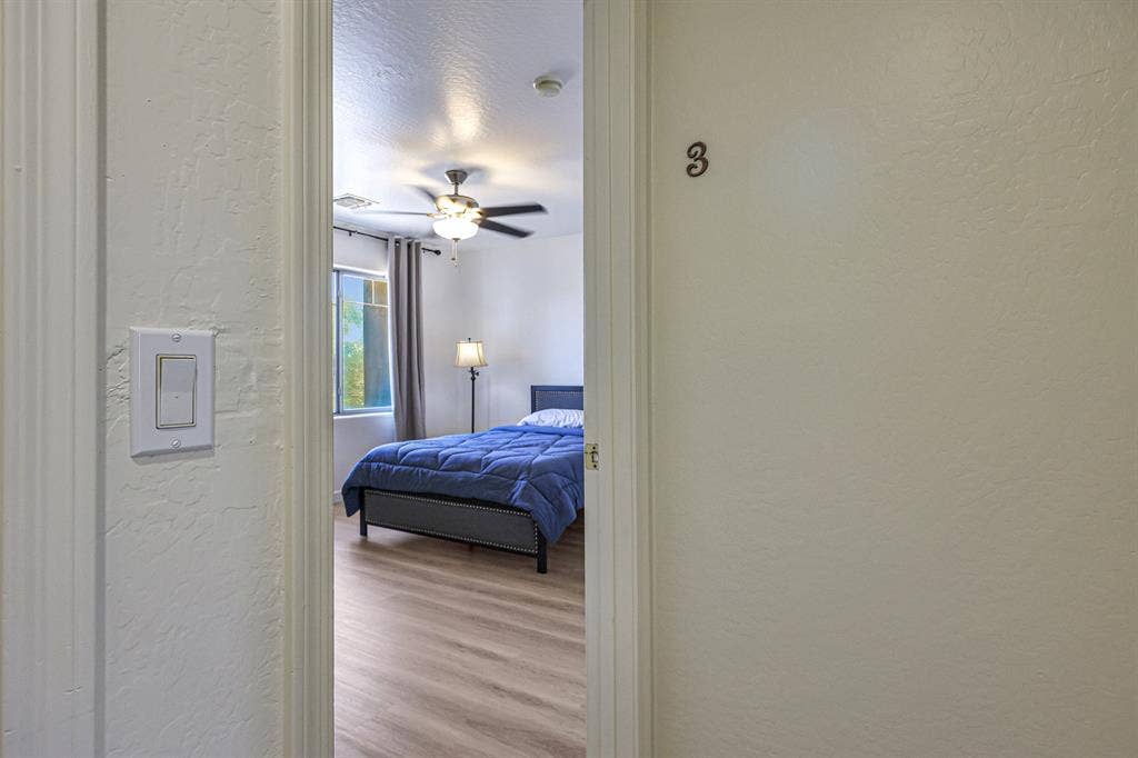 6 BR in Phoenix