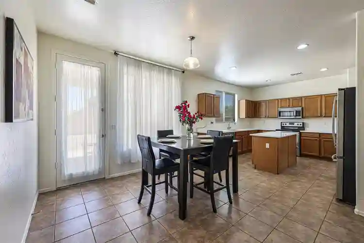 6 BR in Phoenix