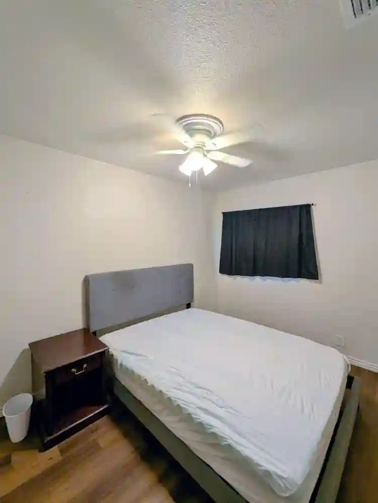7 BR in Phoenix