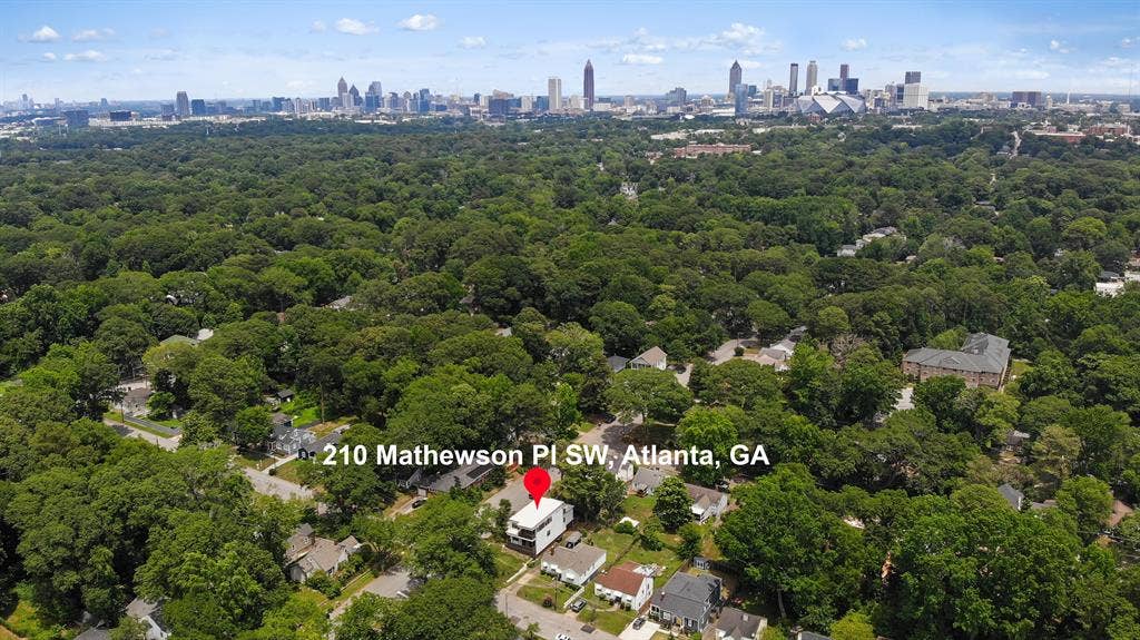 6 BR in Atlanta