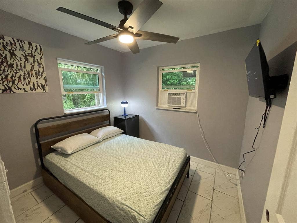 2 BR in Clearwater