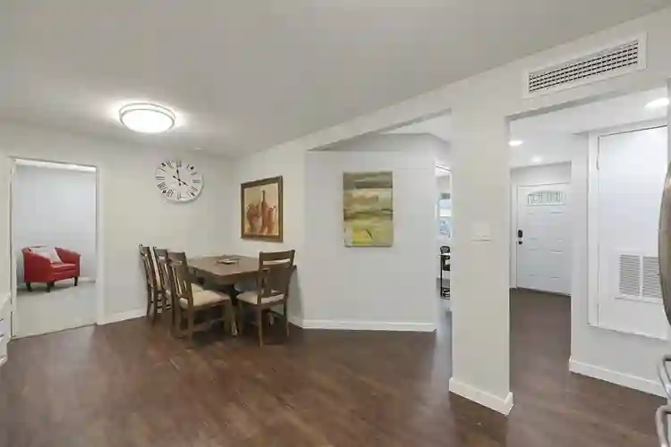 8 BR in Phoenix