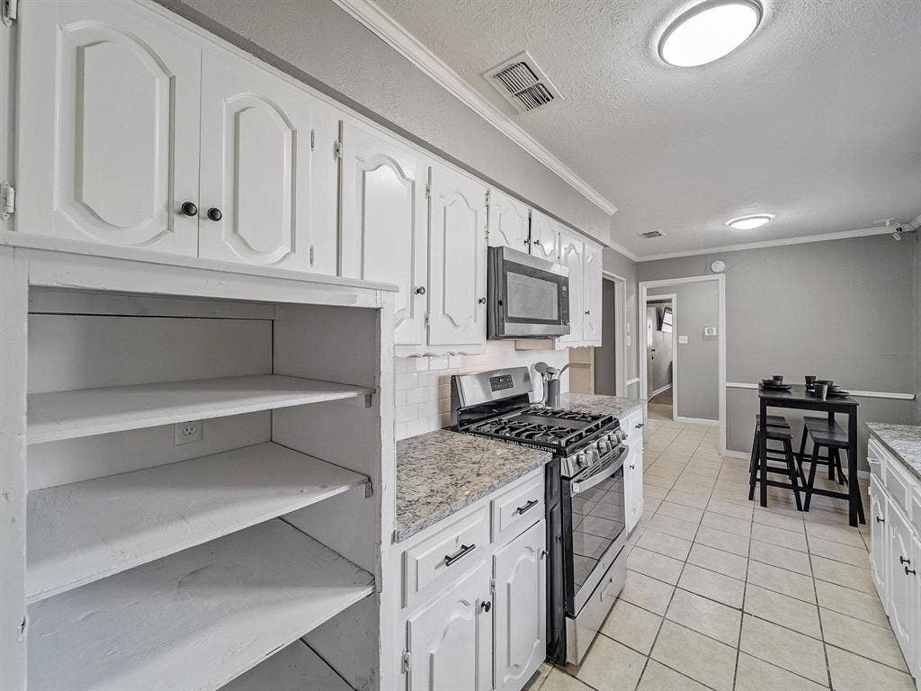 7 BR in Dallas