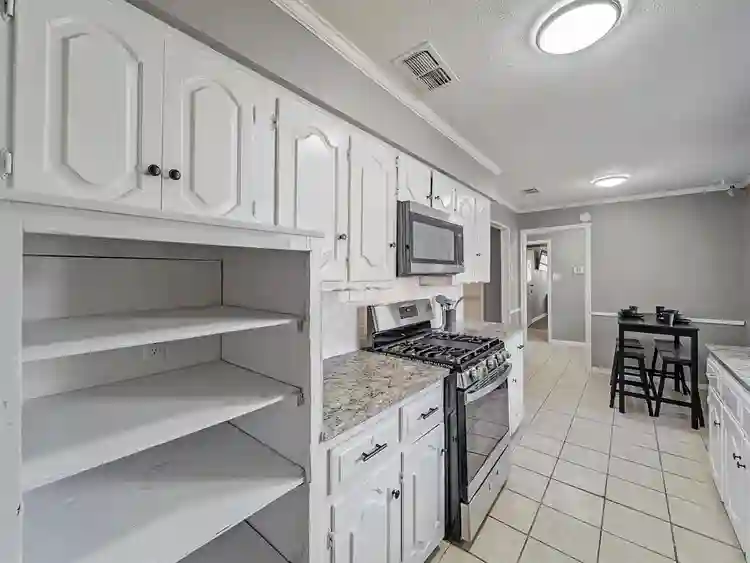 7 BR in Dallas