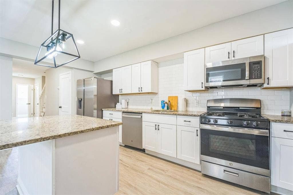 4 BR in Baltimore