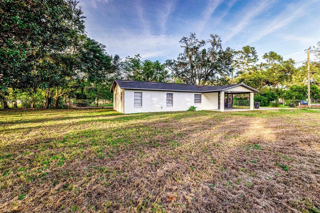 5 BR in Lakeland