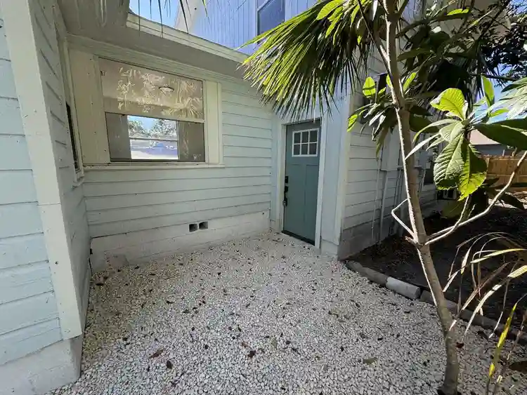 9 BR in St. Petersburg