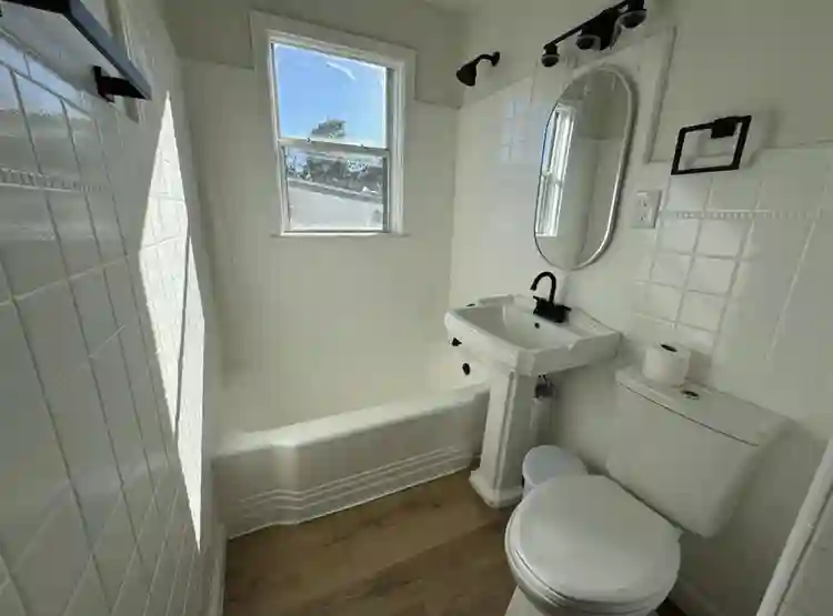 9 BR in St. Petersburg