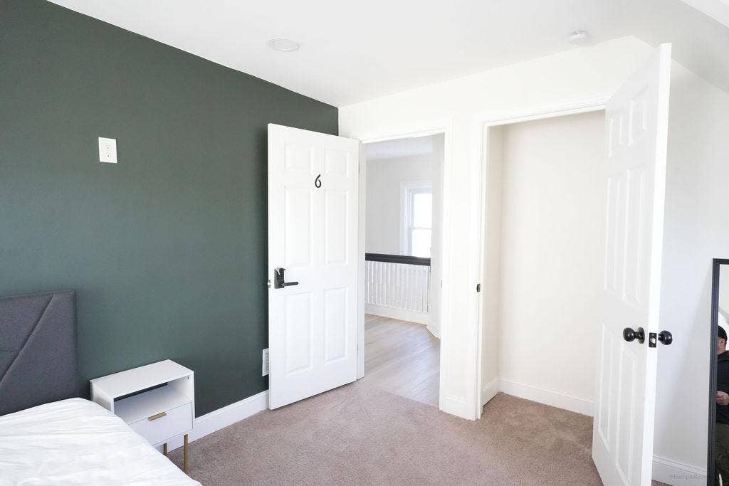 6 BR in Philadelphia