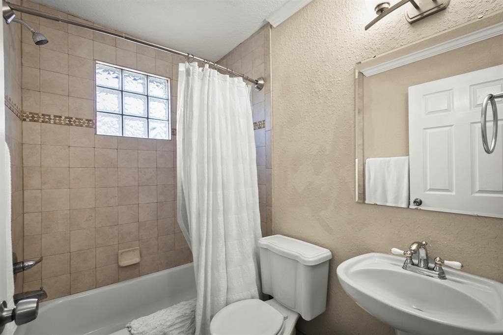 7 BR in Jacksonville