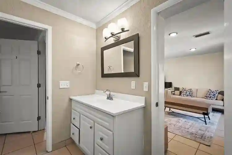 7 BR in Jacksonville