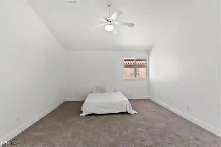 5 BR in Las Vegas