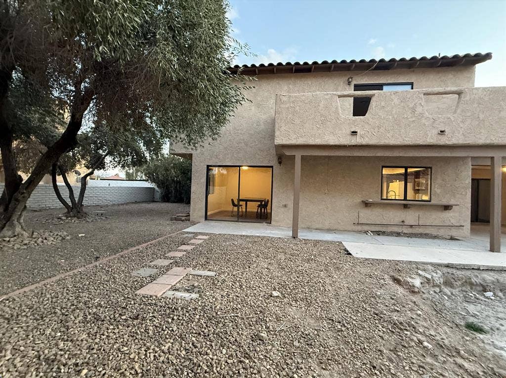 5 BR in Las Vegas