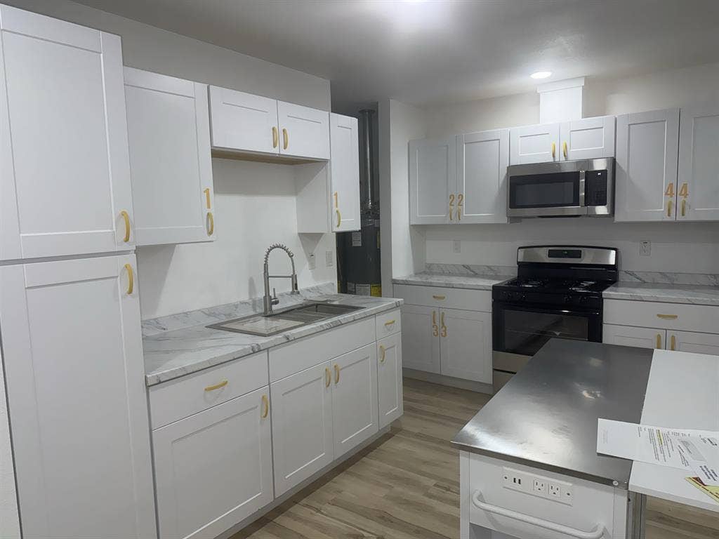 6 BR in Phoenix