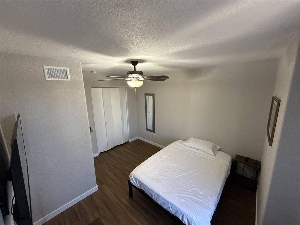 9 BR in Mesa