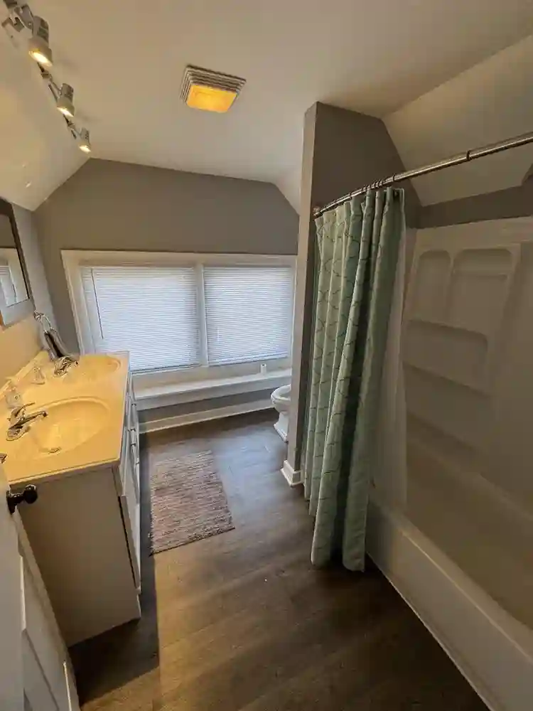 4 BR in Indianapolis