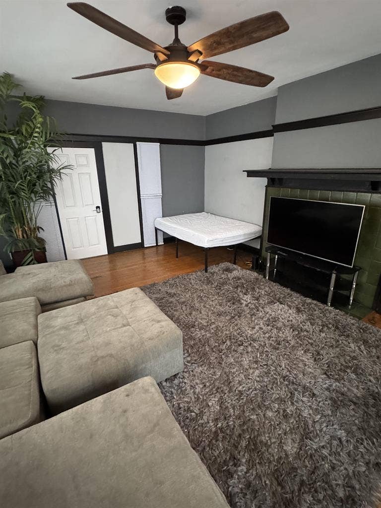 4 BR in Indianapolis