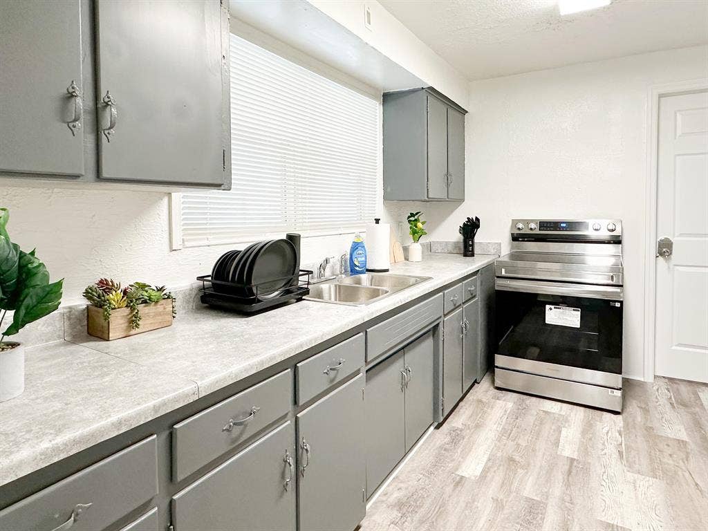 2 BR in Tampa