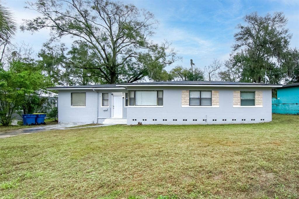7 BR in Jacksonville