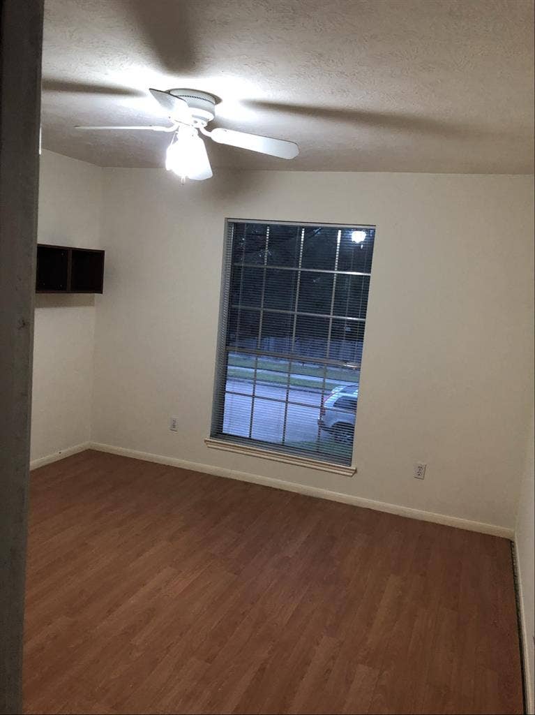 Private room all bills paid