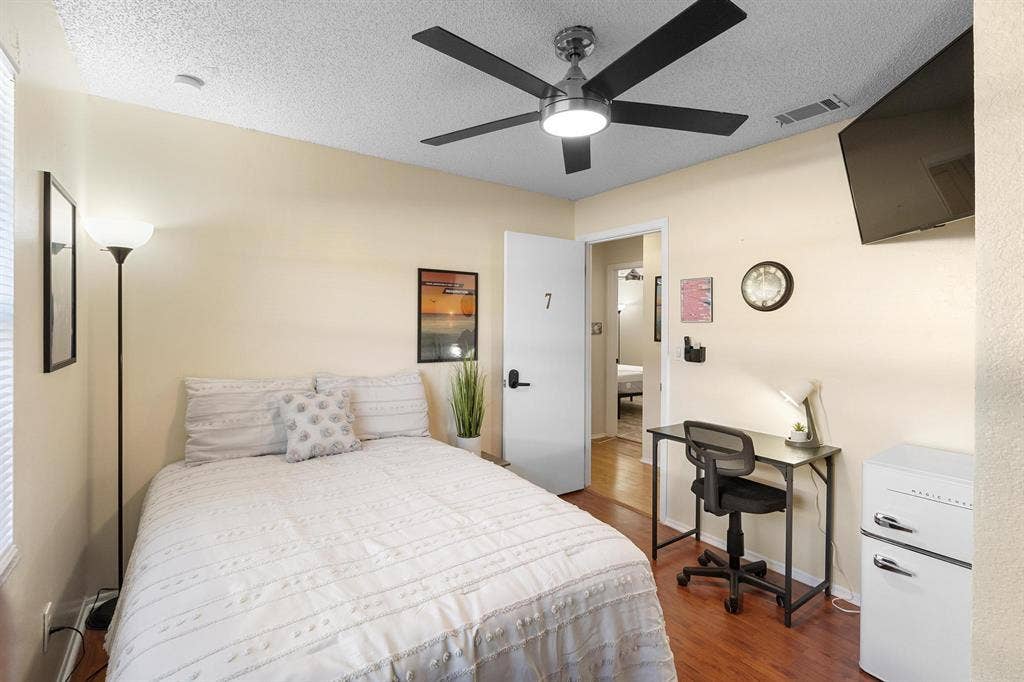 9 BR in Orlando