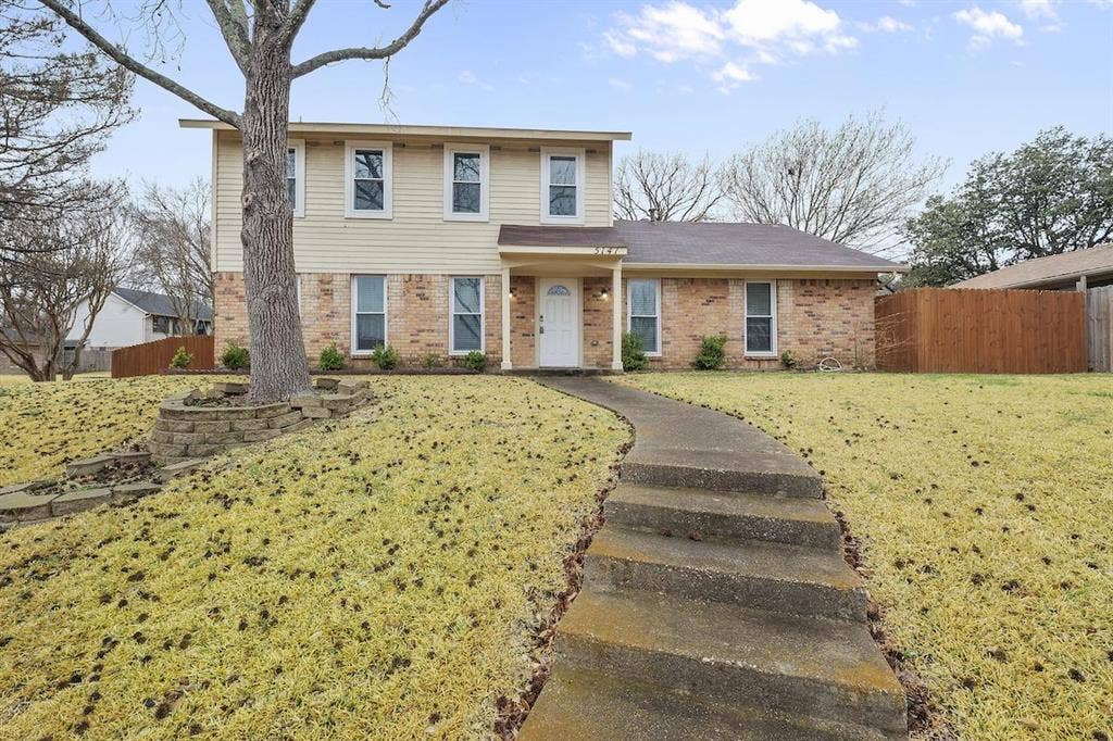 6 BR in Garland