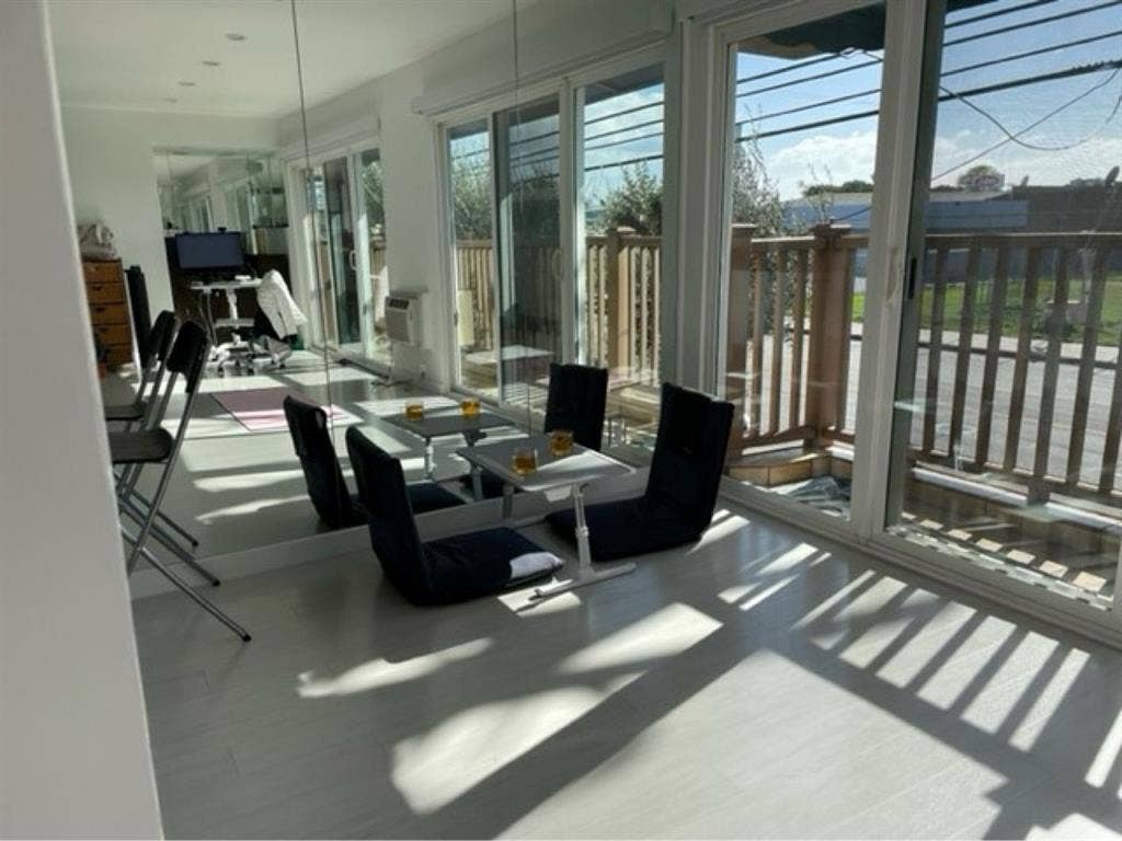 1 Bedroom + Private bath west LA