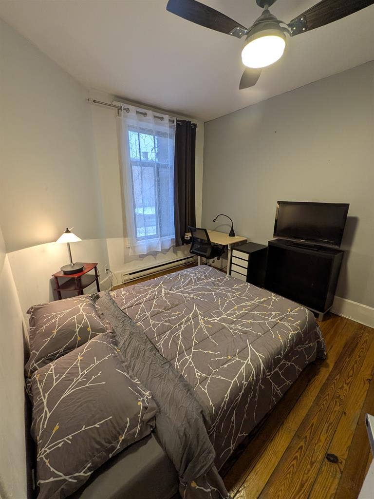 Master bedroom available,all includ